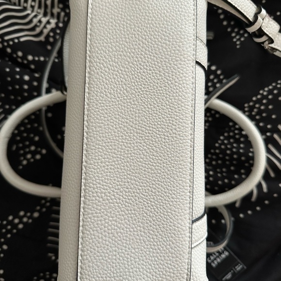 Call It Spring Small White Vegan Leather Purse (Jonie) - Picture 4 of 5